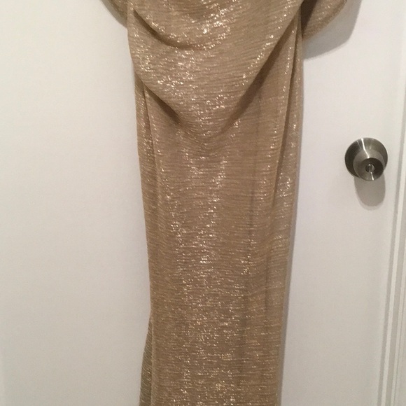 NWT Betsy & Adam Metallic Cape Gown Gold/Silver Size 6 - Picture 4 of 16